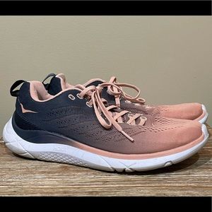 Hoka's Hupana EM Womens's Size 8.5